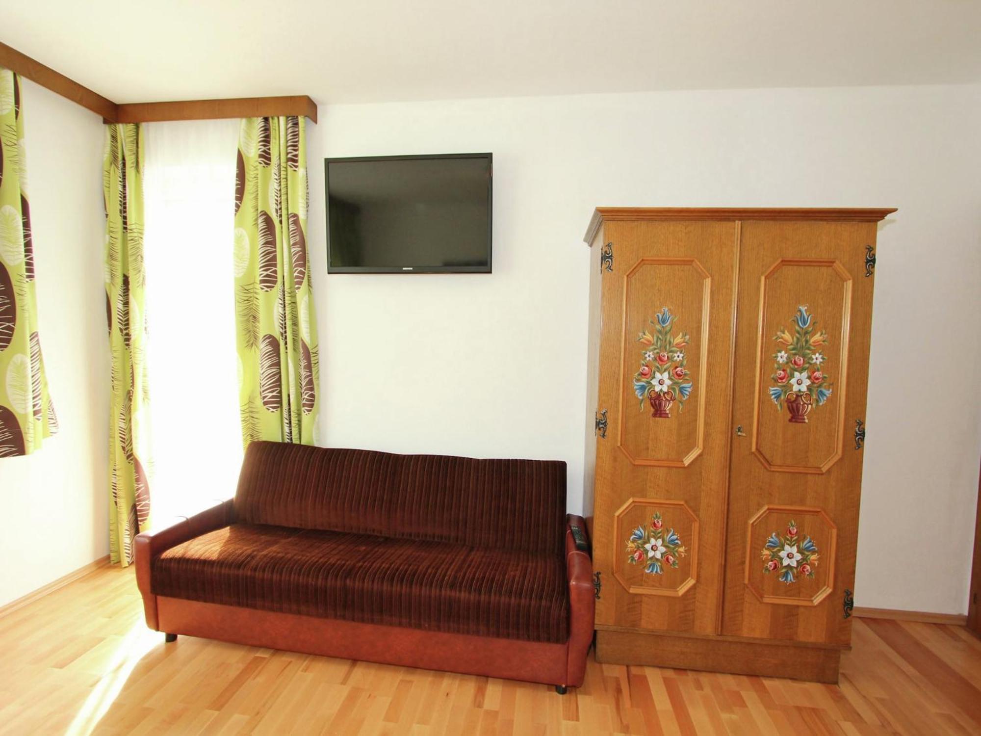 Cozy Apartment In Aschau Im Zillertal Near Ski Lift Exterior photo